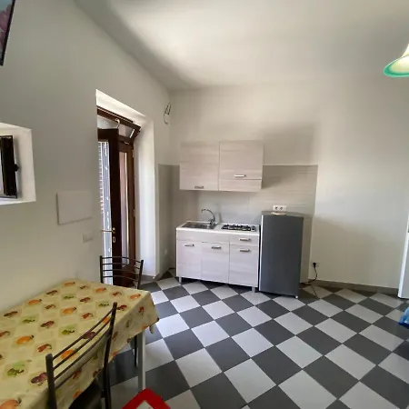 By The Port Апартаменты