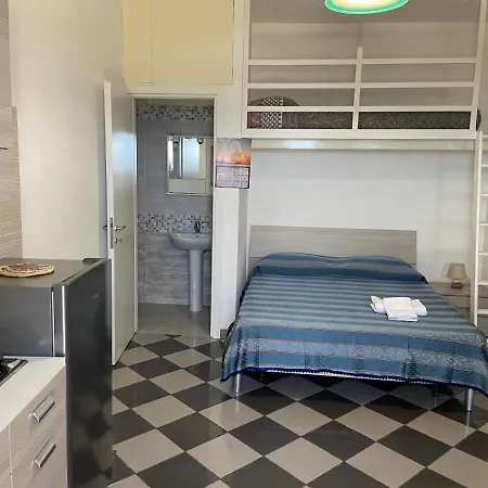 By The Port Апартаменты