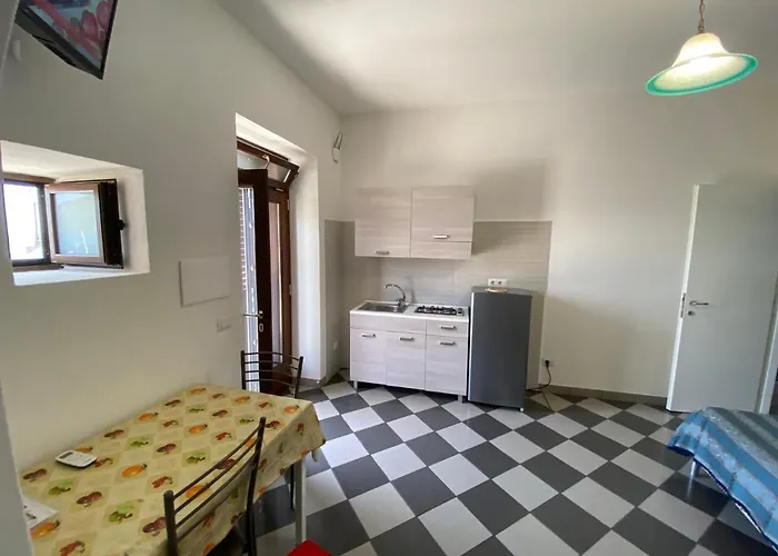 By The Port Апартаменты