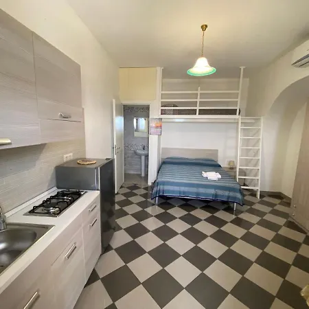 By The Port 리파리