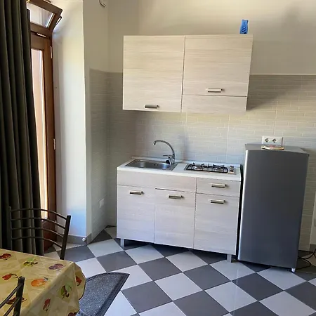 아파트 By The Port *