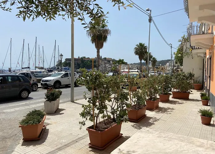 Apartman By The Port