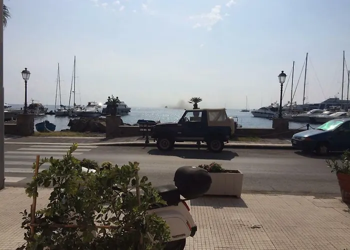 By The Port Appartamento